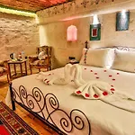 Casia Cave 네브셰히르