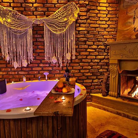 Casia Cave Hotel