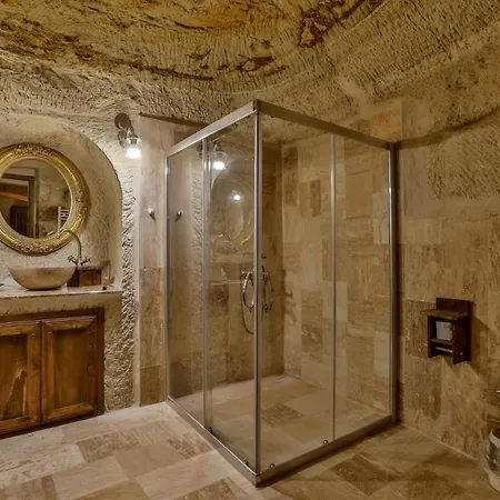 Casia Cave Hotel *